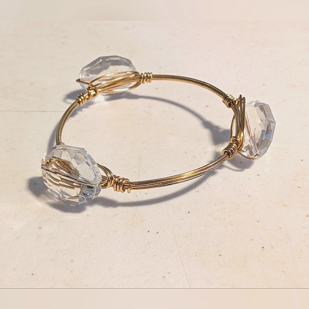 BOURBON & BOWETIES gold tone bracelet bangle iridescent white faceted faux stone